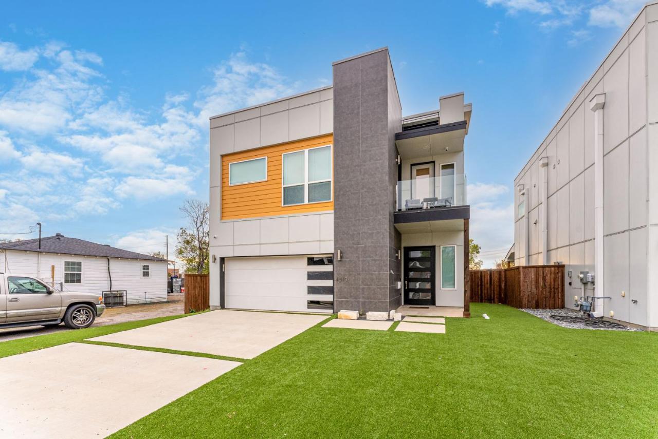 Luxury Home With Rooftop Views دالاس المظهر الخارجي الصورة